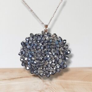 3/25$ Woven sparkle bead  circle boho wire pendant and chain necklace goldtone